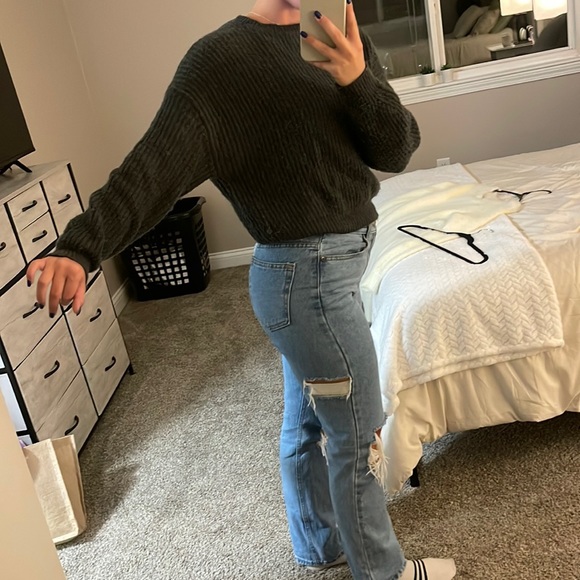 Pacific Republic Pull & Bear Sweater - Picture 2 of 5